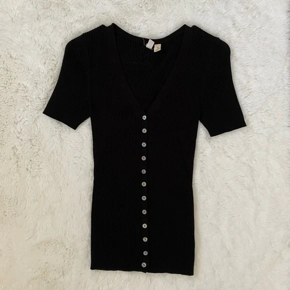 Anthropologie Moth Ribbed Black Button Up Cardigan Short Sleeve Top - Picture 3 of 9